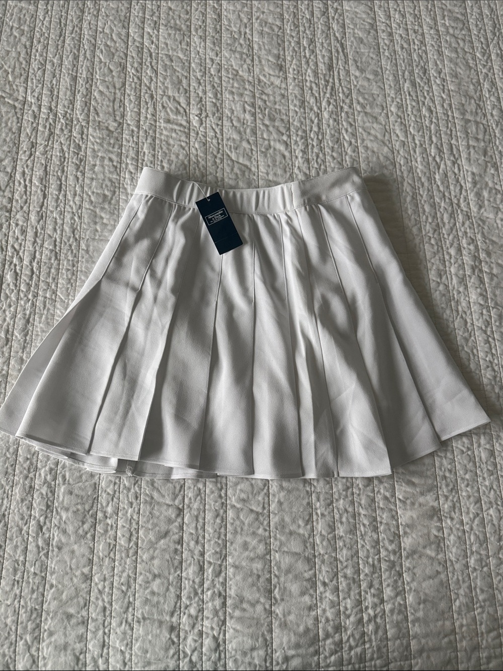 Abercrombie & Fitch White Pleated Tennis Skort